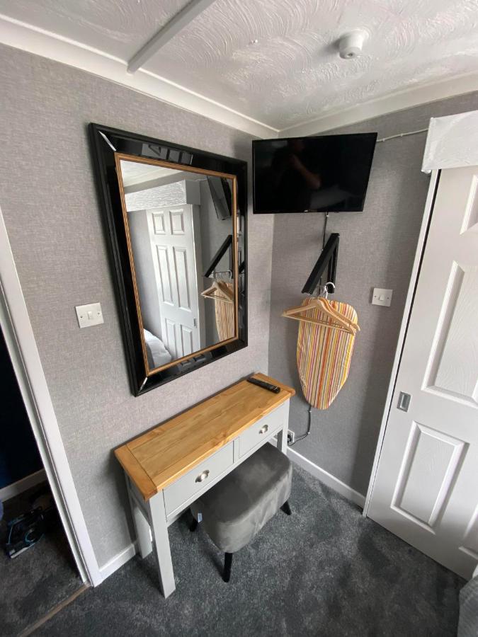Delovely Hotel Blackpool Buitenkant foto