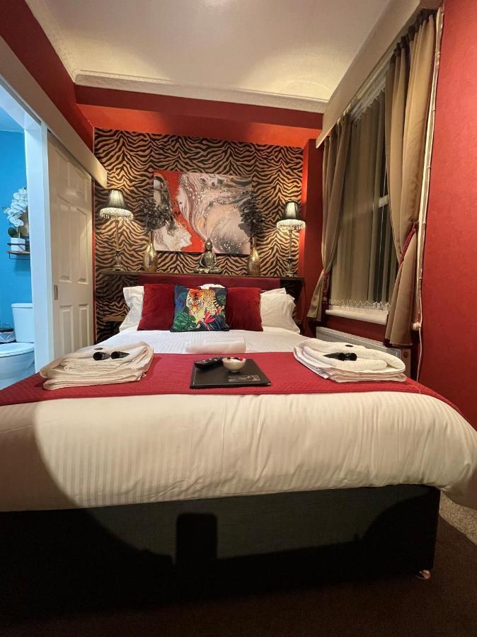 Delovely Hotel Blackpool Buitenkant foto