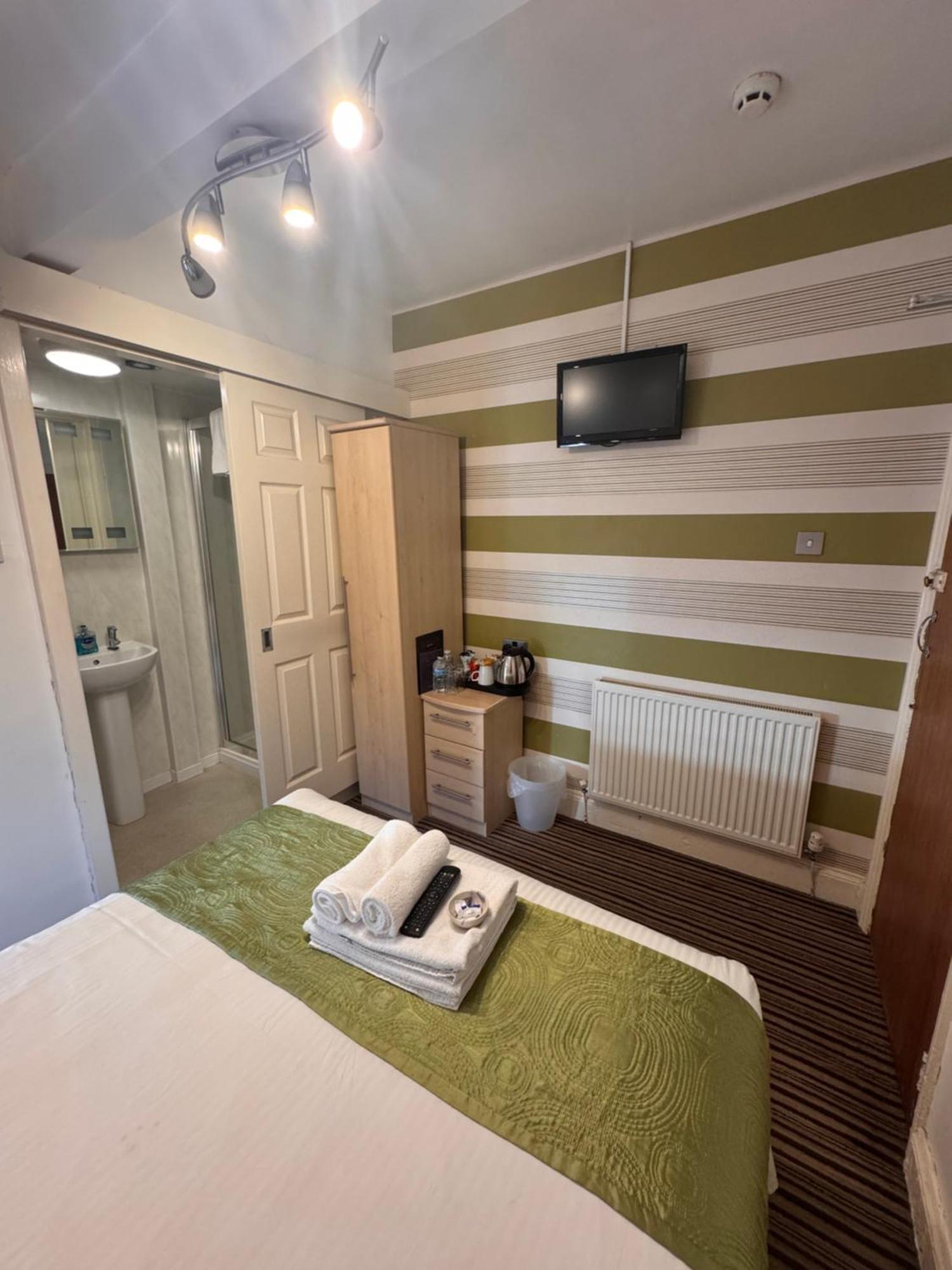 Delovely Hotel Blackpool Buitenkant foto