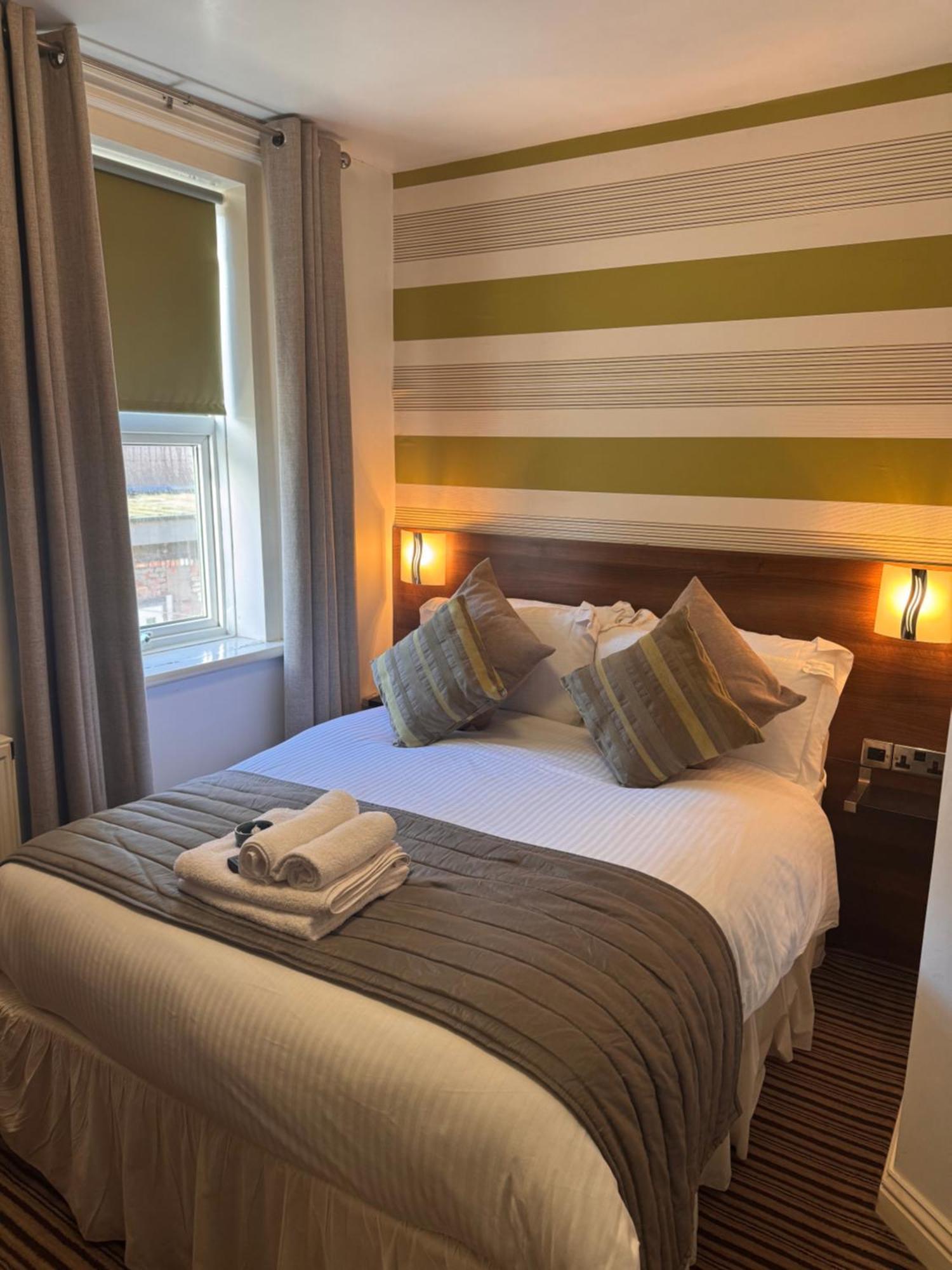 Delovely Hotel Blackpool Buitenkant foto